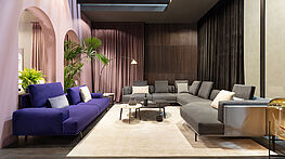 Balthazar Sofa-eine preiswerte Sofagruppe in Stoff mit Lederrückenlehne vom international erfolgreichen Unternehmen Papadatos ist erhältlich bei Grünbeck Einrichtungen Wien