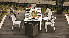 dedon-outdoor-furniture-design-moebel-esszimmer-sessel-stuhl-geflecht-essgruppe-seashell-weiss-modern-schauraum-haendler-wien-luxus-grünbeck-gruenbeck-einrichtungen-wien-designhouse-interior-design-vienna-innenarchitekturbuero-wien-einrichtungshaus-moebelhaus-designmoebel-markenmoebel