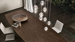 rimadesio-manta-esstisch-haendler-wien-gruenbeck-thremoeiche-holz-design-modern-trend-interior-design-duenne-platte-zart-elegant-schauraum