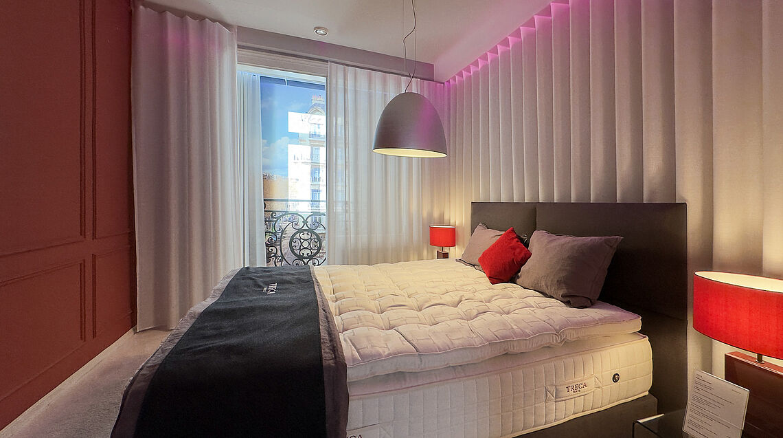 Treca Paris Privilege Store Vienna | boxspring mattresses | upholstered beds | Grünbeck Interiors Designers Showrooms 01