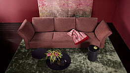 The Molamisa sofa by Walter Knoll – designed by EOOS – with adjustable backrests creates flexibility in every form – available from Grünbeck Einrichtungen Vienna.