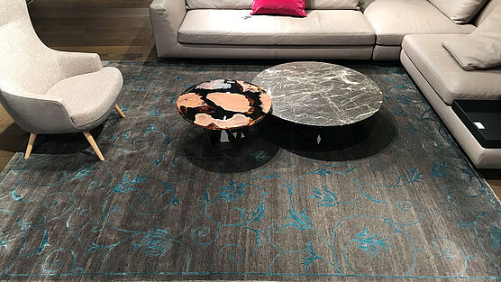 Der Teppich Moos Fancy von Living Carpets ist jetzt bei Gruenbeck Einrichtungen im Abverkauf zu einem guenstigen Preis erhaeltlich.