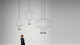 vibia-wireflow-led-haengeleuchte-pendelleuchte-3d-geometrisch-draht-metall-schwarz-modern-architektonisch-eckig-konisch-rund-grünbeck-gruenbeck-einrichtungen-wien-schauraum-haendler-designhouse-interior-design-vienna-innenarchitekturbuero-einrichtungshaus-moebelhaus-designmoebel-markenmoebel