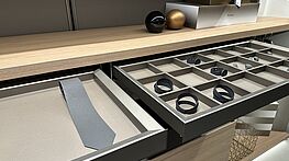 Rimadesio dress bold | Begehbarer Schrankraum Foto2 | Sale Abverkauf Preiswert Grünbeck Wien