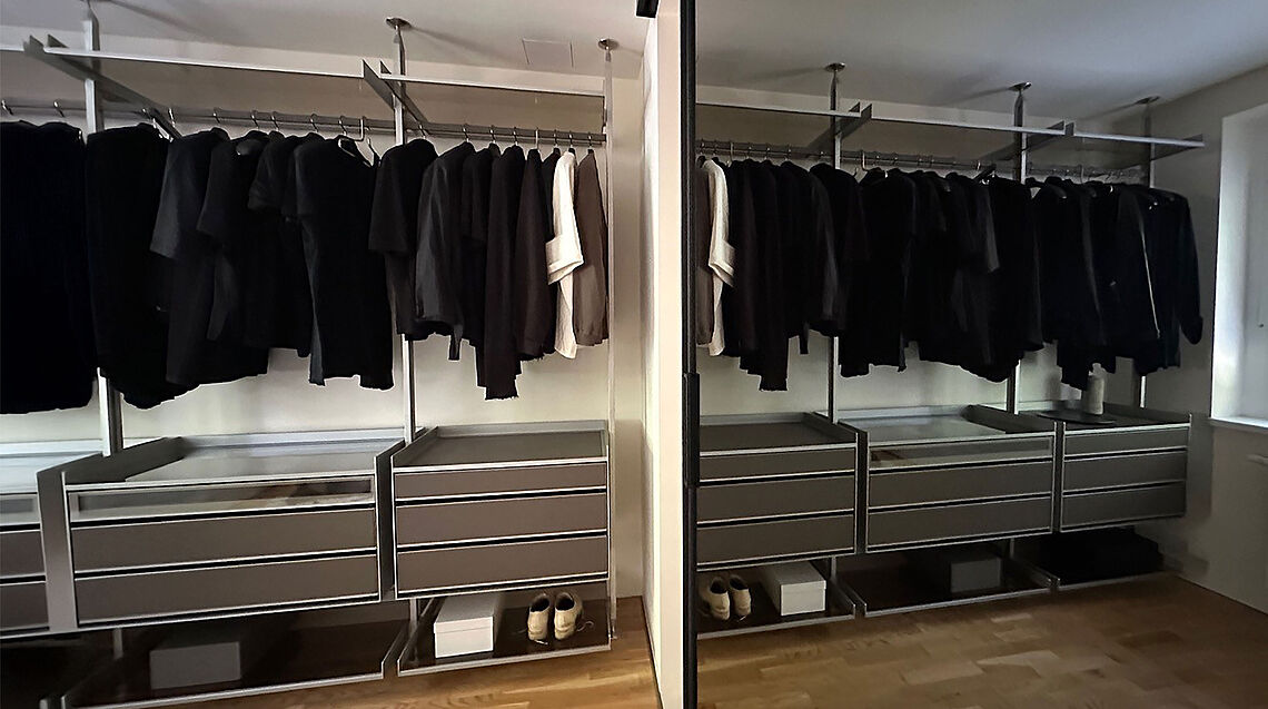 Das Innenarchitekturbüro und Designmöbelhaus Grünbeck Einrichtungen in 1050 Wien plant Ihr neues Zuhause. Vom Wohnzimmer bis zum kompletten Haus bieten wir Ihnen ein individuelles Gesamtkonzept an. Wir bieten Ihnen Designmöbel und Möbel nach Maß. Vereinabaren Sie noch heute ein Beratungsgespräch mit einem unserer Innenarchitekten.