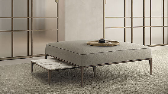 Mit dem Tray Pouf Hocker präsentiert Rimadesio eine Ergänzung zu den Tray Tischen. Sie können einzeln als Hocker aber auch in Kombination mit den Tray Tischen verwendet werden. Erhältlich im Rimadesio Showroom Vienna by Grünbeck