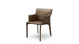 Kaufen Sie den Saddle Chair mit Armlehnen von Walter Knoll bei Ihrem Design Möbelhändler in Wien - Grünbeck Einrichtungen. Ihr Innenarchitekturbüro in 1050 Wien.