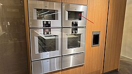 Gaggenau showroom appliances available as a complete package as shown in the photo or individually at Grünbeck Einrichtungen at a reduced price due to product discontinuation.