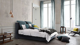 treca-interiors-paris-polsterbett-boxspringbett-cube-stoff-blau-gruen-tuerkis-taschenfederkern-matratzen-bequem-luxurioes-weich-grünbeck-gruenbeck-einrichtungen-wien-schauraum-haendler-designhouse-interior-design-vienna-innenarchitekturbuero-einrichtungshaus-moebelhaus-designmoebel-markenmoebel