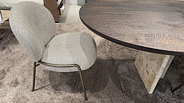 3 Stück Freifrau Nana Low- bequeme Sessel in der Low Dining Variante (SH 43cm) mit ansprechender Optik in Stoff Sahco Sahire sind jetzt bei Grünbeck Einrichtungen im Design Sale zu einem reduzierten Preis erhältlich.