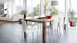 walter-knoll-jason-lite-esszimmer-stuhl-sessel-leder-weiss-zart-zierlich-leicht-schlicht-reduziert-modern-bequem-grünbeck-gruenbeck-einrichtungen-wien-designhouse-interior-design-vienna-innenarchitekturbuero-einrichtungshaus-moebelhaus-designmoebel-markenmoebel